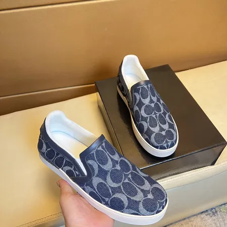 コーチ カジュアルシューズ