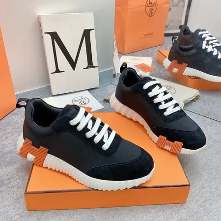 エルメス スニーカー