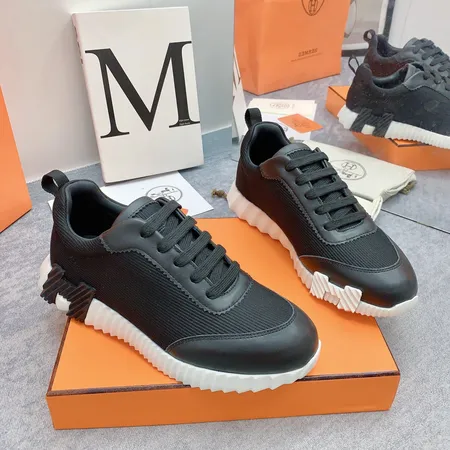 エルメス スニーカー