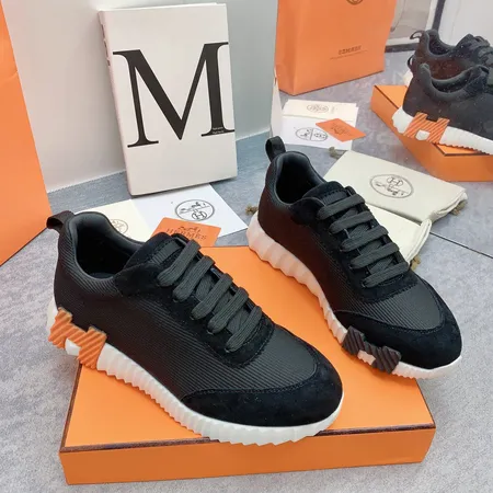 エルメス スニーカー