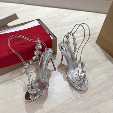 クリスチャン・ルブタン サンダル