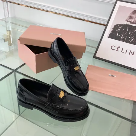 ミュウミュウ ビジネスシューズ