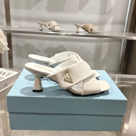 プラダ サンダル