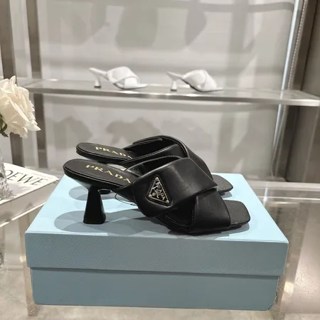 プラダ サンダル