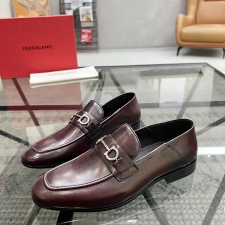 フェラガモ ビジネスシューズ