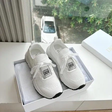 ディオール スニーカー