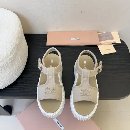 ミュウミュウ サンダル