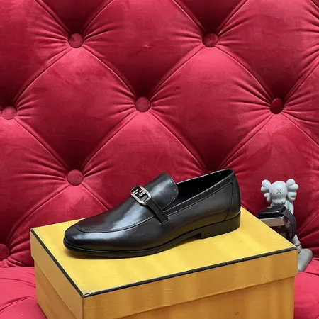 フェンディ ビジネスシューズ