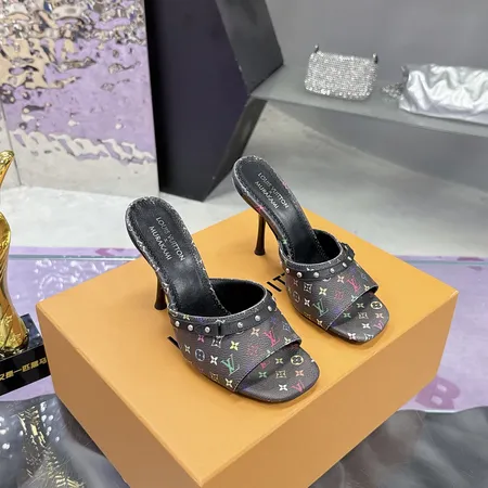 ルイヴィトン スリッパ