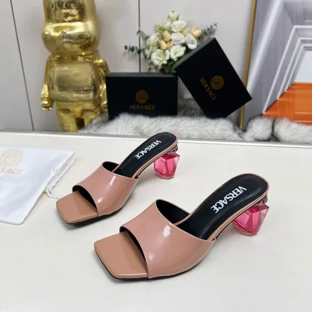 ヴェルサーチ サンダル