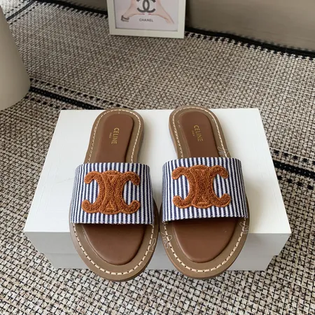 セリーヌ スリッパ