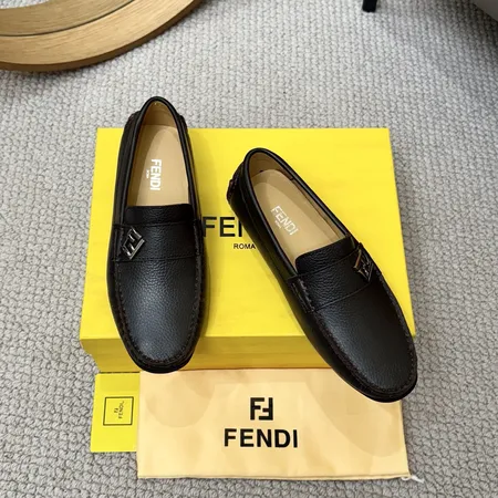 フェンディ ビジネスシューズ