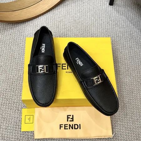 フェンディ ビジネスシューズ