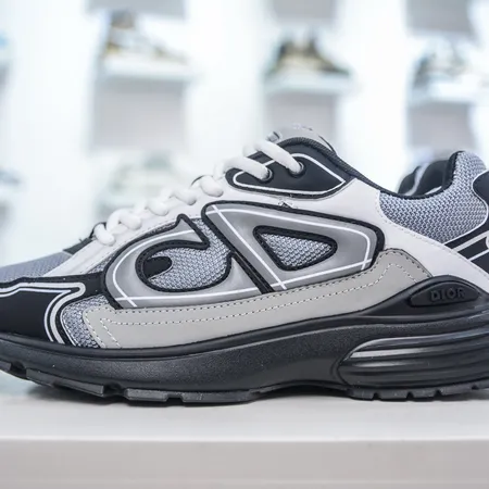 ディオール スニーカー
