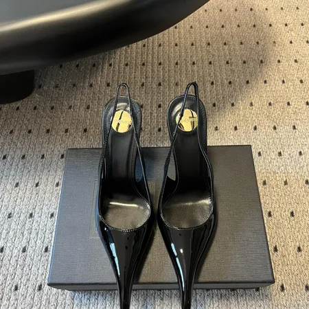 イブサンローラン サンダル