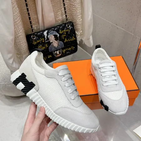 エルメス スニーカー