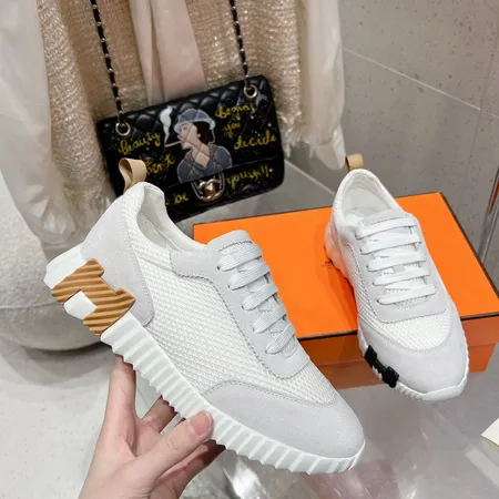 エルメス スニーカー