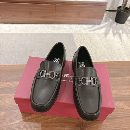 フェラガモ ビジネスシューズ