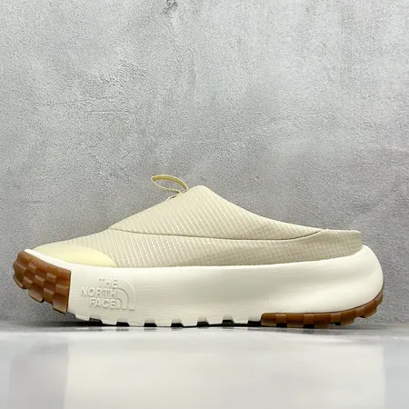 ノースフェイス カジュアルシューズ