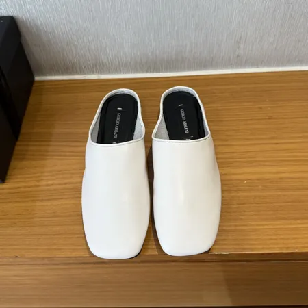 アルマーニ スリッパ