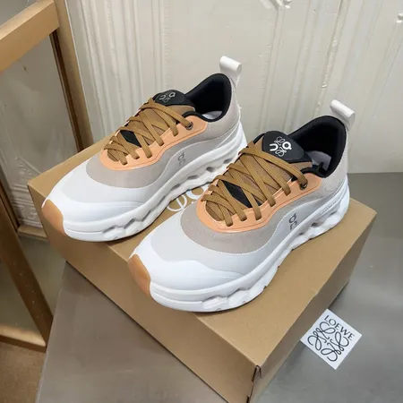 ロエベ スニーカー