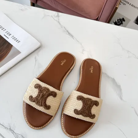 セリーヌ スリッパ