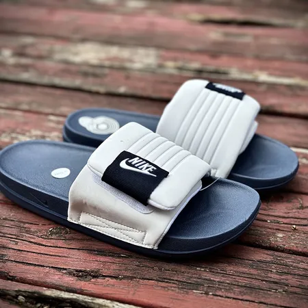 ナイキ スリッパ