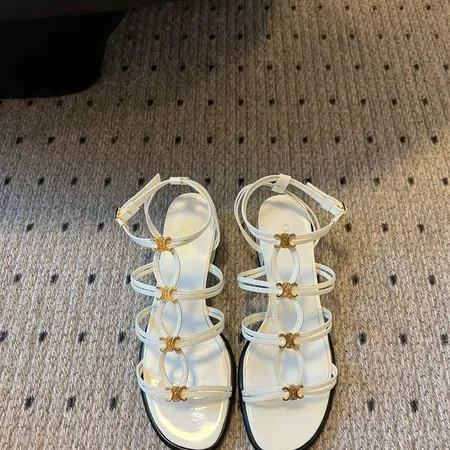 セリーヌ サンダル