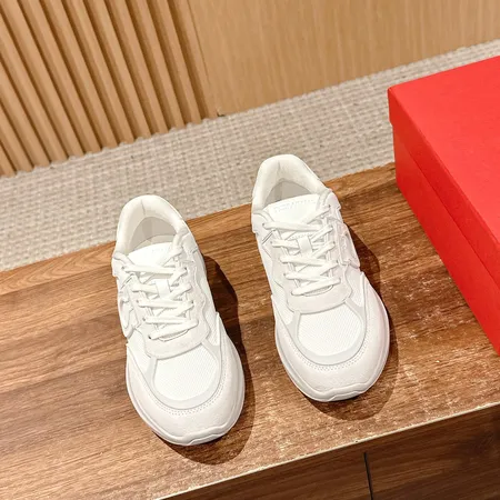 フェラガモ スニーカー