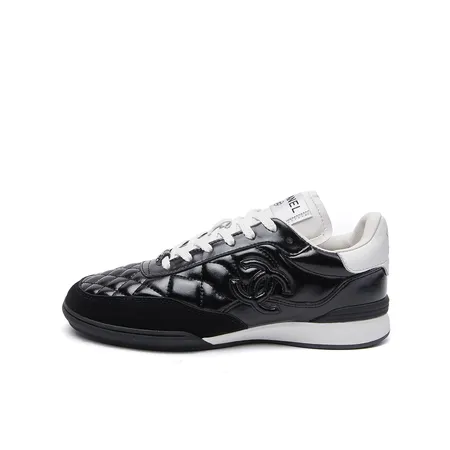 シャネル カジュアルシューズ