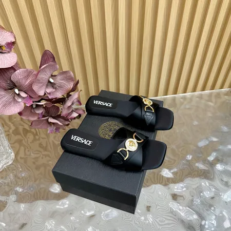 ヴェルサーチ スリッパ