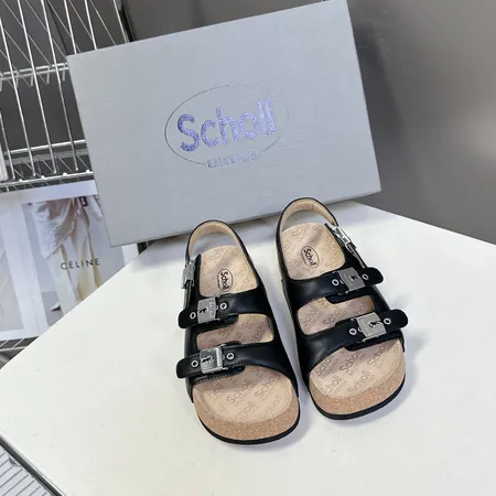 バレンシアガ サンダル