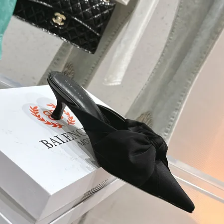 バレンシアガ サンダル