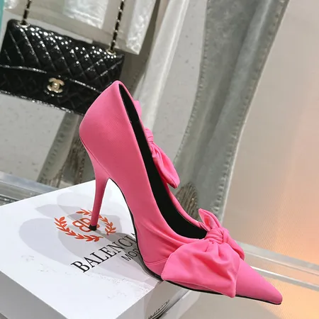 バレンシアガ サンダル