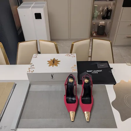 イブサンローラン サンダル