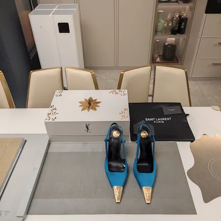 イブサンローラン サンダル