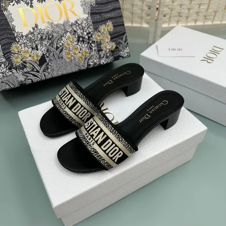 ディオール サンダル