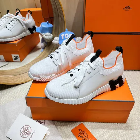 エルメス スニーカー