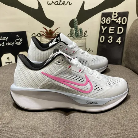 ナイキ スニーカー