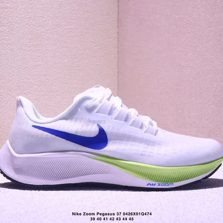 ナイキ スニーカー