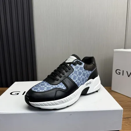 ジバンシィ スニーカー