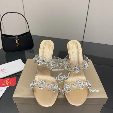 クリスチャン・ルブタン サンダル