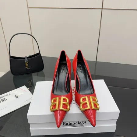 バレンシアガ サンダル