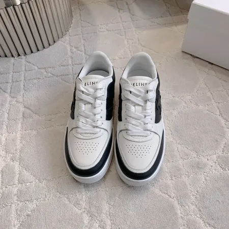 セリーヌ カジュアルシューズ