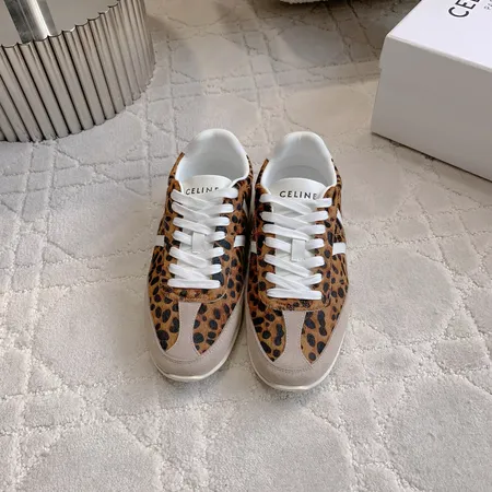 セリーヌ カジュアルシューズ