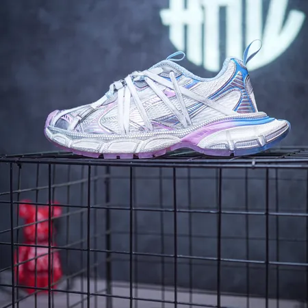 バレンシアガ スニーカー