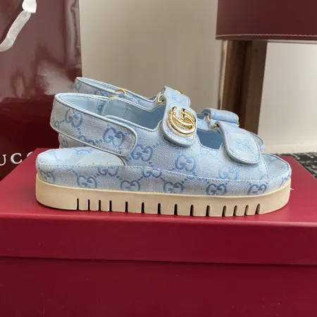 グッチ サンダル