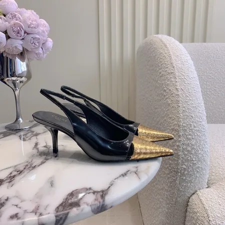 セリーヌ サンダル