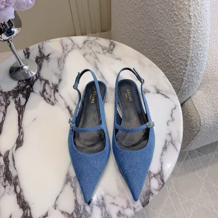 セリーヌ サンダル