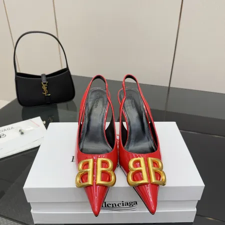 バレンシアガ サンダル